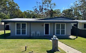 Elanora - Home By The Sea In Sussex Inlet
